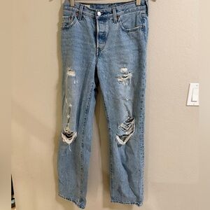 Levi’s 501 Distressed Straight Leg Jeans Light Wash 31
